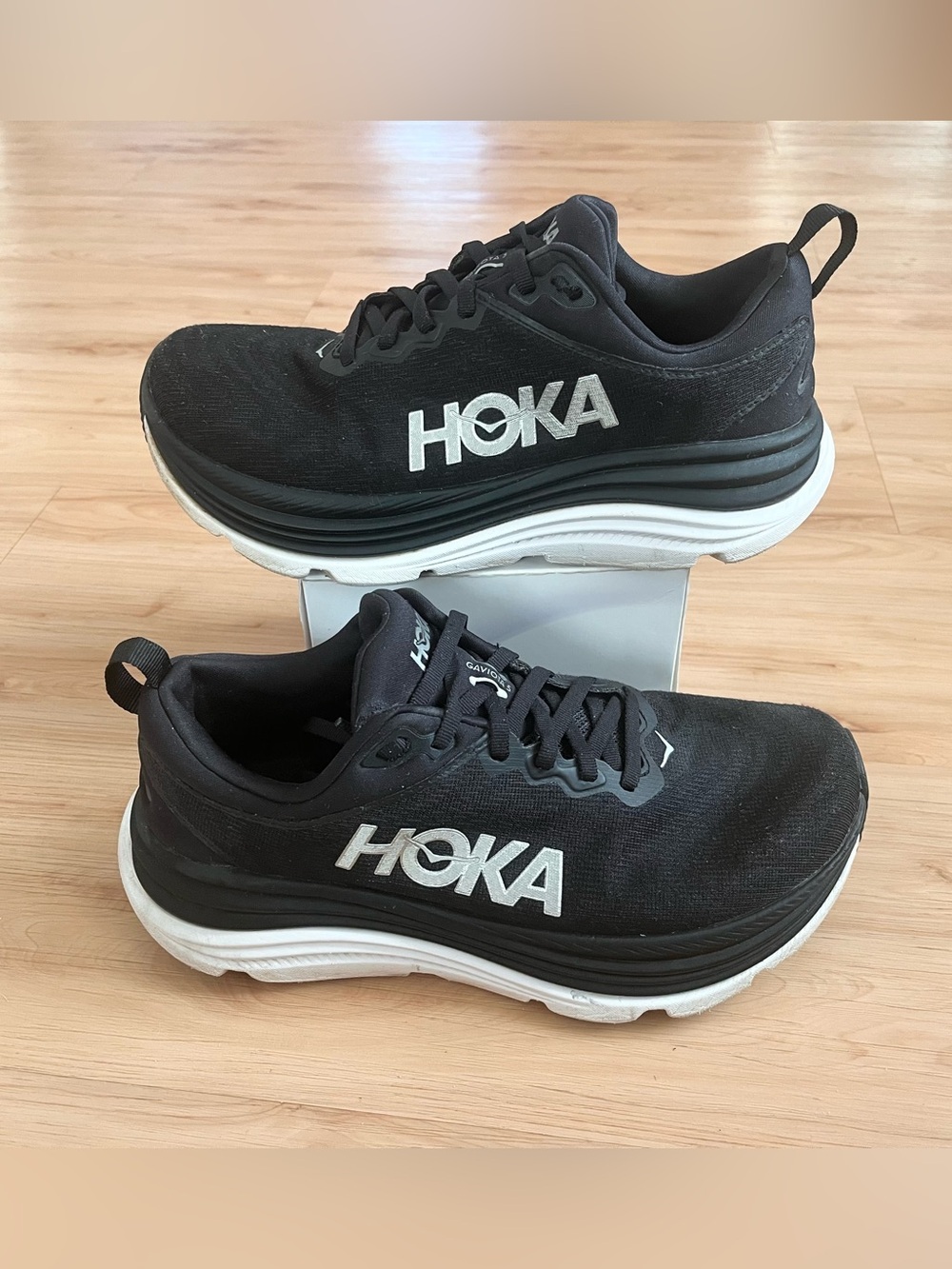 Hoka Gaviota 5 Black and White Jogging Sneakers Women 8.0 US